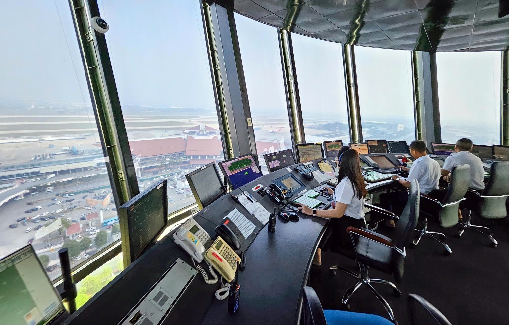 Tối ưu điều hành bay, chia sẻ áp lực chi phí trong biến động về giá xăng dầu